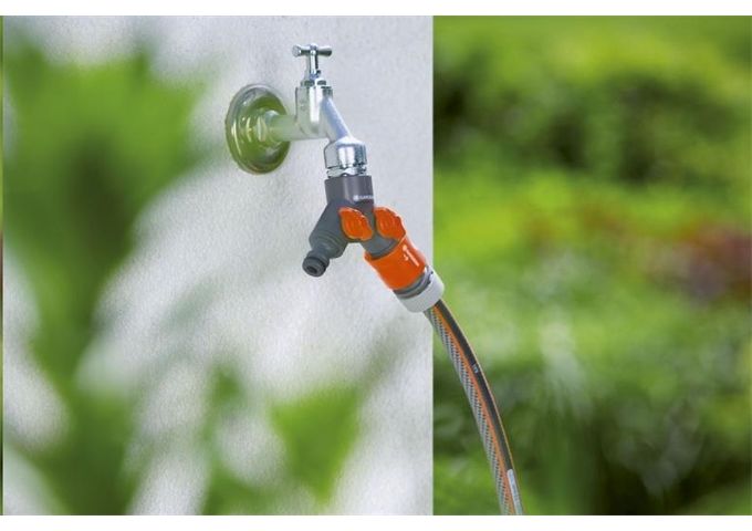 Gardena 2-Wege-Ventil für Wasserhähne mit 26,5 mm (G3/4)-G